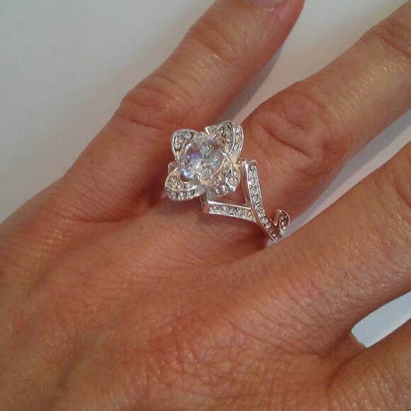Ring 925 Silver Sz 7 Flower Simulated Diamonds FLEUR de Lis Blossom Clover FANCY - Picture 5 of 8